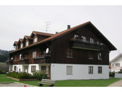 Attraktive 4-Zimmerwohnung im Dachgeschoss mit Balkon in Weitnau-Kleinweiler