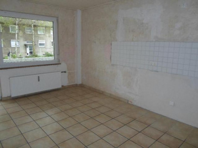 **MERZENICH** gut geschnittene 3-Zimmer-Erdgeschosswohnung !!!