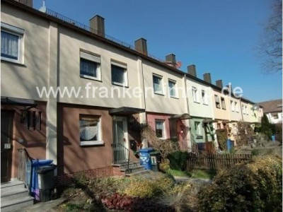 Gute Wohnlage! Hübsches Reihenhaus in Nürnberg-Eibach