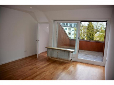 ** Sonniger Dachterrassentraum- neuwertig und bezahlbar **