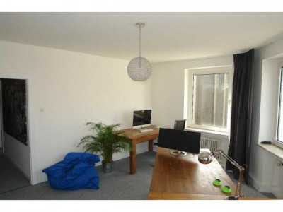 Ratingen-City: Lichtdurchflutete 3 Zimmer-Wohnung am Rande der Fußgängerzone