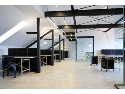 Repräsentatives Penthousebüro inden Posthöfen im Herzen Rosenheims -Exklusivität pur mit Dachterrassen und Bergblick!