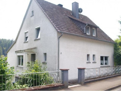 Daun, gepflegtes Einfamilienwohnhaus in ruhiger und doch zentraler Wohnlage