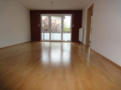 Neuwertige 4 Zi Whg 103,4 m2 provisionsfrei