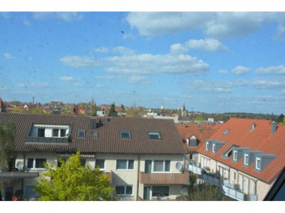 Gemütliche große ETW mit zeitloser Eleganz in denkmalgeschützter Villa!