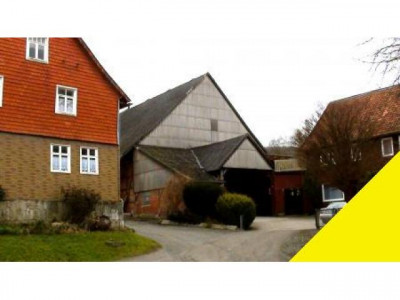 Hof mit viel Platz zum Wohnen für 2-4 Familien, Pferden oder Kleintieren