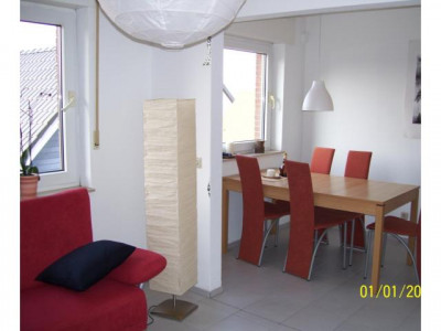 ! NEU ab 2015 sehr schöne provisionfreie Eigentumwohnung, an kleinen Park, nur 3 km von Köln-Nord !