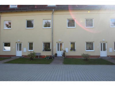 Reihenmittelhaus mit Terrasse und 3 Kinderzimmern zu vermieten!!!