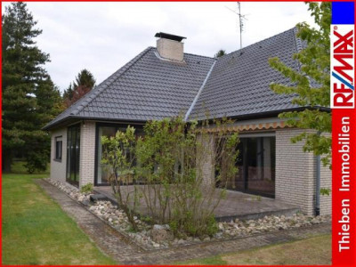 Großzügiger, gepflegter Walmdachbungalow!