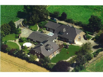 LUST AUF LÄNDLICH? EDLE HOFANLAGE MIT HAUPTHAUS, BÜRO UND EINLIEGERWOHNUNG IN GELDERN