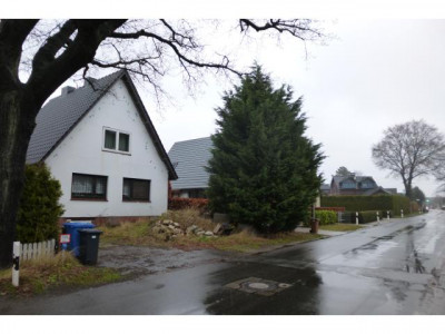 Provisionsfrei!!! Einfamilienhaus mit Doppelgarage in Rellingen!