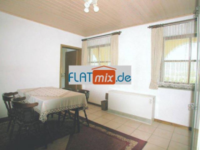 FLATmix.de/ .Neu renovierte, möblierte 2-Zi-Wohnung im EG