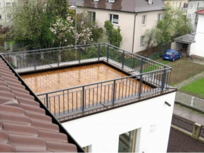 Offen gestaltetes, frisch saniertes Reiheneckhaus