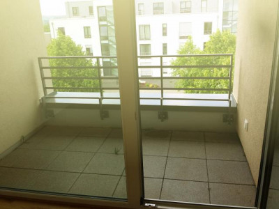 Provisionsfrei: Studiappartement mit gehobener Ausstattung + Balkon + Stellplatz am Petrisberg