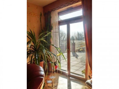 Wohn- und Geschäftshaus