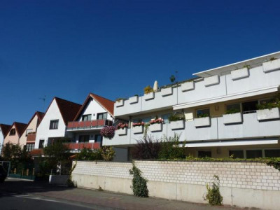 Moderne Etagenwohnung - AUFZUG -  großer SONNENBALKON - TG PLATZ