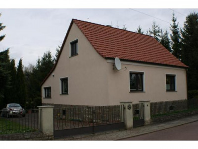 Schönes Haus in ruhiger Siedlung