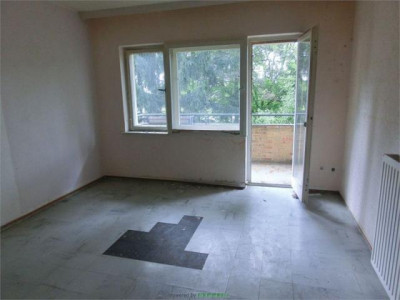 Bezugsfreie 1-Zimmerwohnung in der 1. Etage in Alt Buckow mit Balkon