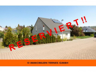 Junges Einfamilienhaus sucht neue Mitbewohner