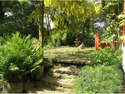 Charmantes Einfamilienhaus mit ELW in idyllischer Lage