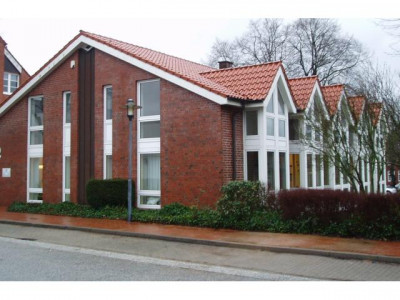 Zur vermieten!   Geräumige 3 Zimmer -Wohnung im Zentrum von 24594 Hohenwestedt Courtagefrei