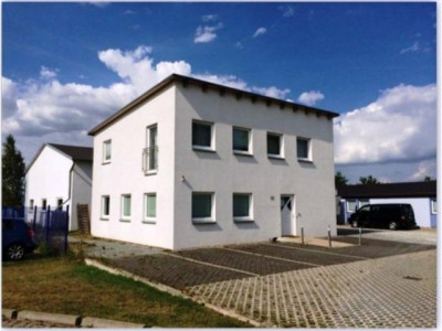 Wohnen und Arbeiten! Hochwertiges Wohnhaus mit Gewerbefläche!