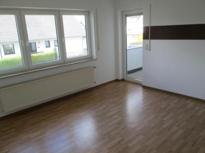 schöne geräumige 4-Zimmer Wohnung mit Balkon in Medebach