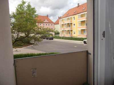 Möbliete 1,5-ZI-Whg mit EBK und 2 Balkonen in bester Lage