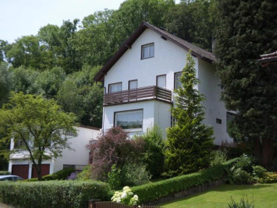 Großzügiges Einfamilienhaus in naturnaher Umgebung