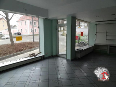 Ladenfläche mit Cafe in Ansbach zur Miete