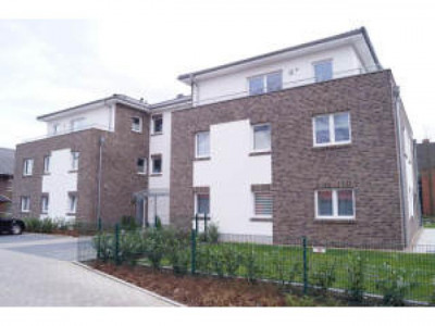 Neuwertige Erdgeschosswohnung