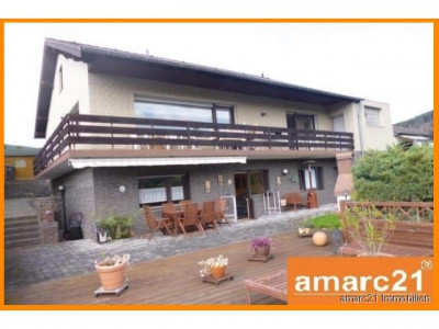 Vier Wände - tausend Möglichkeiten! Vielseitiges  Einfamilienhaus mit Fernblick, Garage und Sauna!