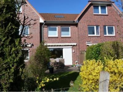 **WILLKOMMEN ZUHAUSE** Reihenhaus in zentrumsnaher Lage