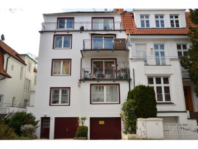 Courtagefrei! 2 Zimmer-Wohnung in Eppendorf mit Balkon