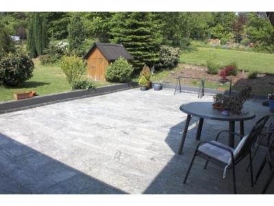 Freistehendes 1- 2 Familienhaus in ruhiger Lage