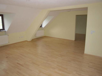 Sanierte 2 ZKB- Eigentumswohnung in hervorragend zentraler Lage