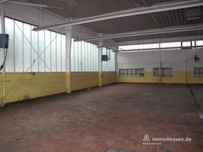 Hanau - an sehr guter, verkehrsreicher Straße-befindet sich diese Werkstatt/Lagerfläche