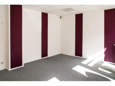 BÜROFLÄCHE ***Innenstadtlage*** z.B. VERSICHERUNGSBÜRO