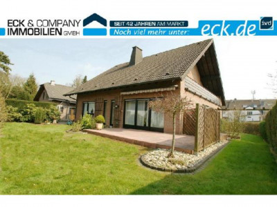 Geldern-Kapellen: Vielseitiges Ein-/Zweifamilienhaus in ruhiger Lage mit Nutzungspotential