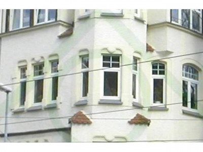 frei werdende große und helle Wohnetage im 2. OG