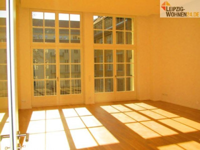 traumhafte 5 Raumwohnung mit Loftcharakter und Südbalkon