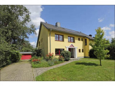 Intelligent geplantes Einfamilienhaus mit großzügiger Ausstattung!