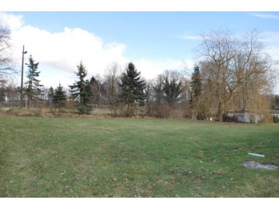 Stark sanierungsbedürftiges Haus bzw. Grundstück im Herzen von Mehlbek