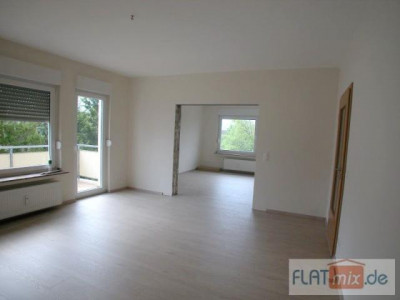 33104Paderborn-Schloß Neuhaus. Renovierte 3ZKBBalkon Wohnung