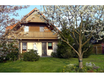 Einfamilienhaus mit schönen Grundstück, ruhig und stadtnah