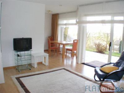 FLATmix.de / Schön möbl. 1-Zi-Wohnung mit TERRASSE und GARTEN