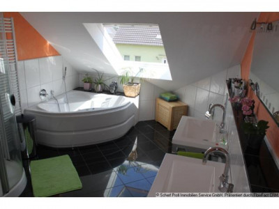 Herrliche Dachmaisonettewohnung im 2-Familienhaus in Newel-Beßlich mit guter Verkehrsanbindung in alle Richtungen