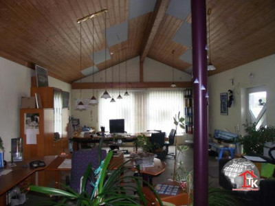 Helle, gepflegte Büroräume in Möttingen, direkt an der B 25