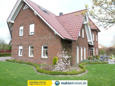 Modernes und exklusives  Einfamilienhaus mit Doppelgarage inmitten von Blomberg