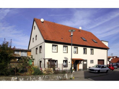 Bauernhaus mit Scheune in Steinhilben sucht Bastler / Handwerker